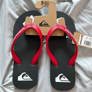 Kids Quiksilver Flip Flops Size 6
